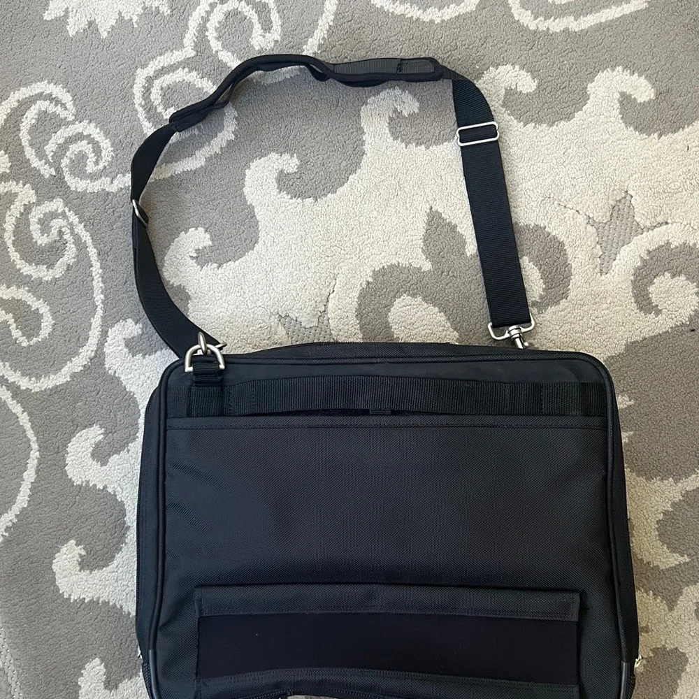 Black Men's Laptop Briefcase Shoulder Bag, tons of compartments, umbrella holder